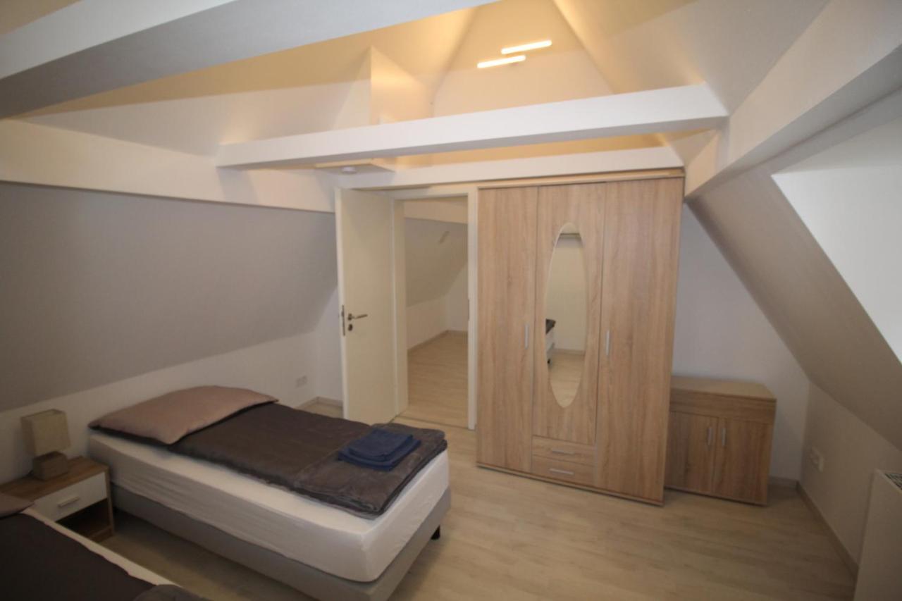 Mainz - 4-Zimmer-Haus - 6 Personen Bagian luar foto